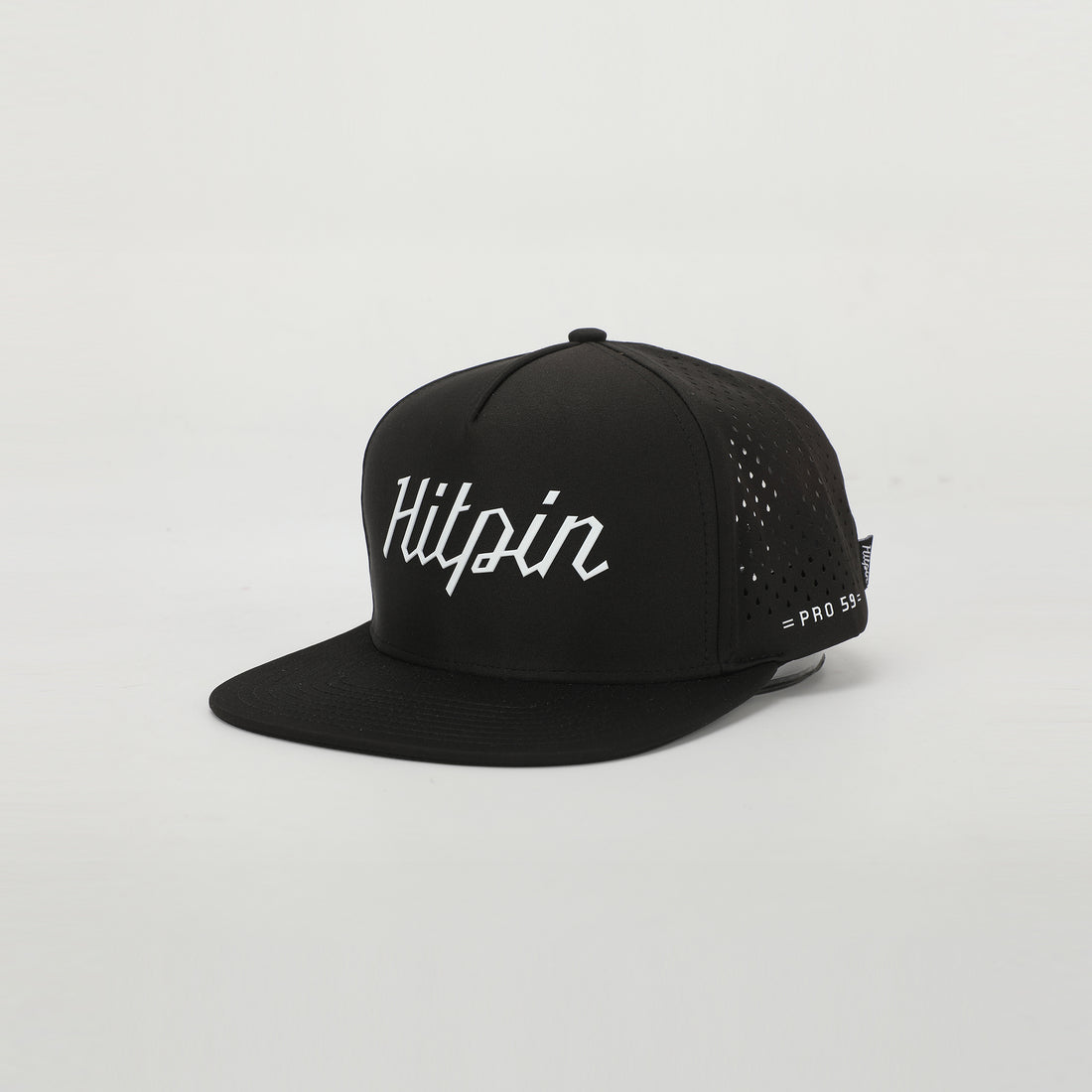 Diagonalt framifrån Hitpin svart tour keps